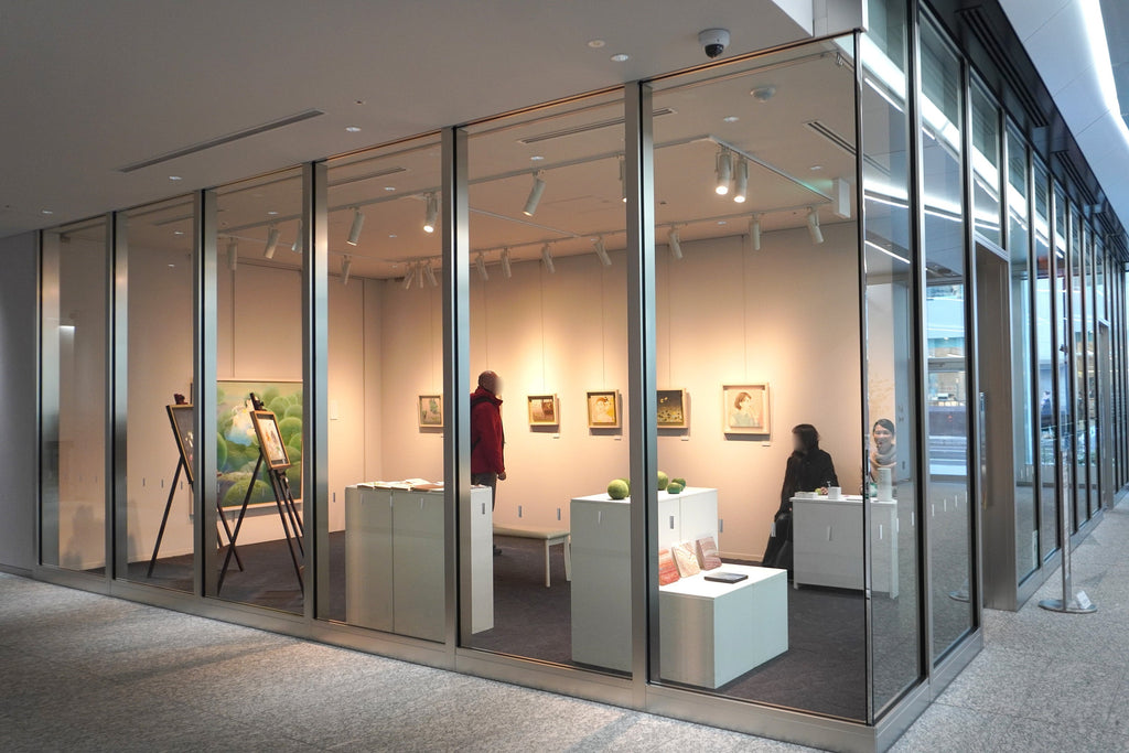 城下八重子 個展 “UNDINE” が始まっています。